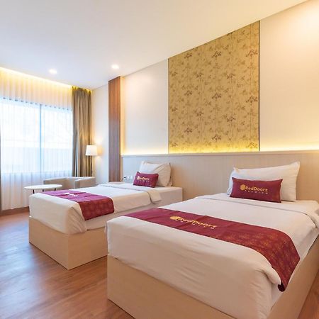 Reddoorz Premium Near Paris Van Java Mall Bandung Extérieur photo