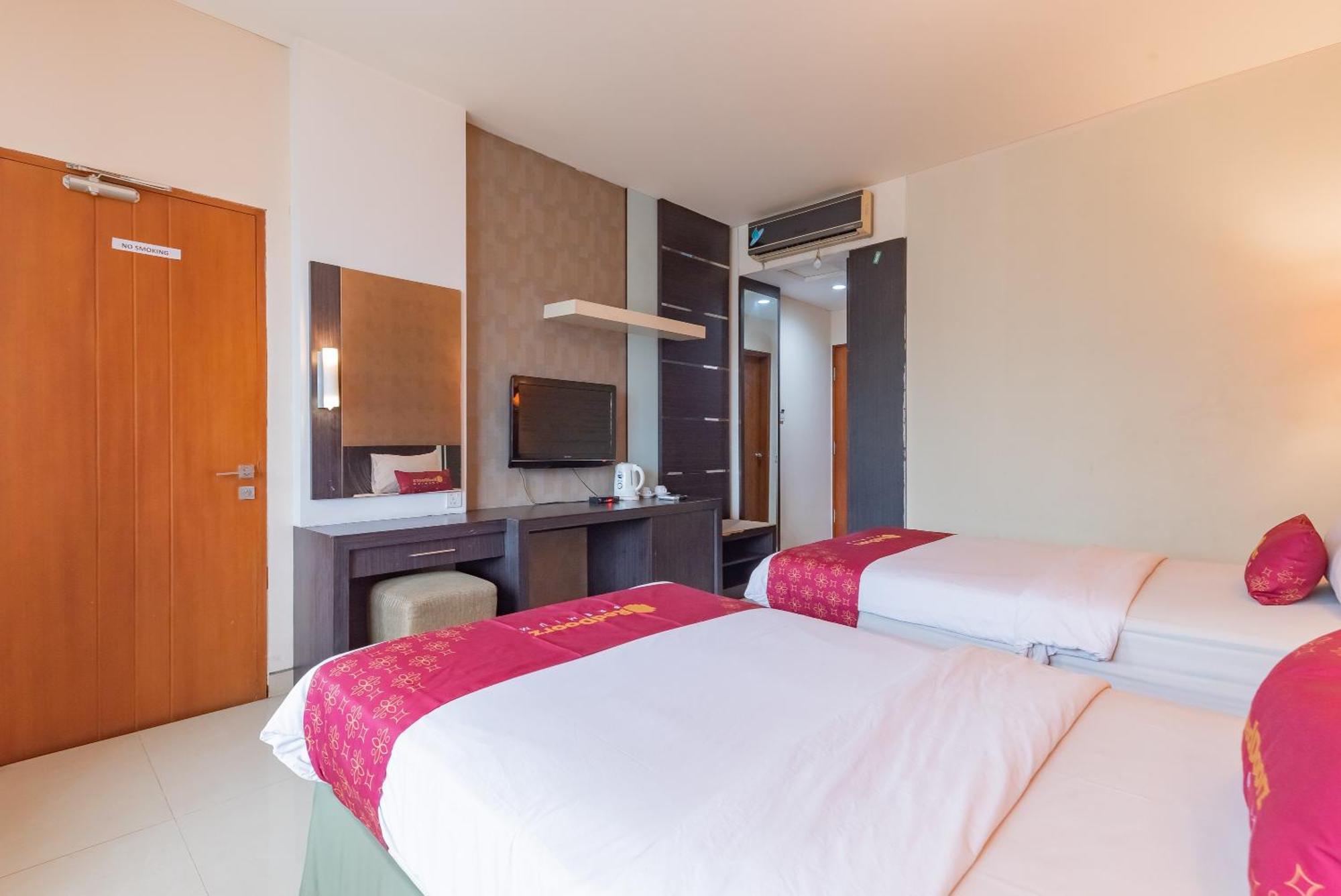 Reddoorz Premium Near Paris Van Java Mall Bandung Extérieur photo