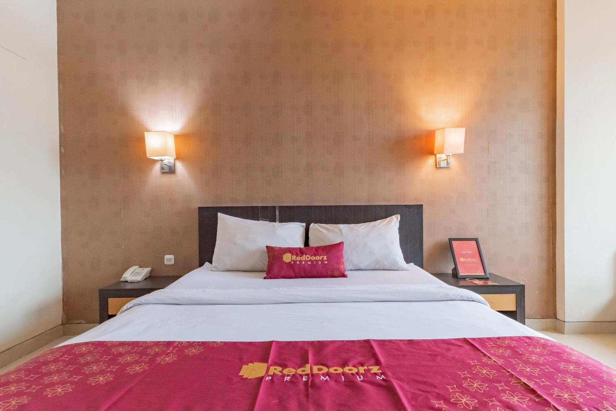 Reddoorz Premium Near Paris Van Java Mall Bandung Extérieur photo