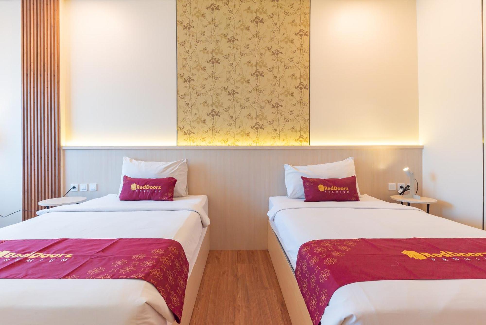 Reddoorz Premium Near Paris Van Java Mall Bandung Extérieur photo